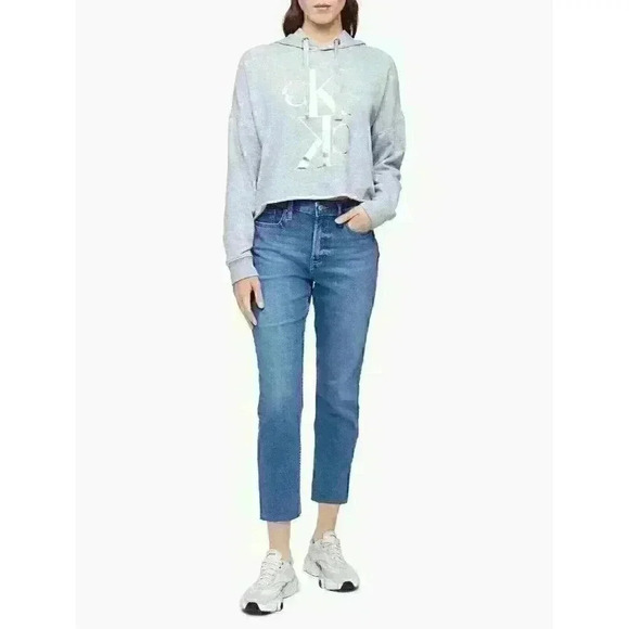 Calvin Klein Women's 12/31 Straight Fit High Rise Blue Jeans NWT $79.50 - Picture 1 of 3